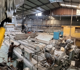 xe cẩu lúa hậu - cẩu hạ máy nhuộm vải, ngành nhuộm 